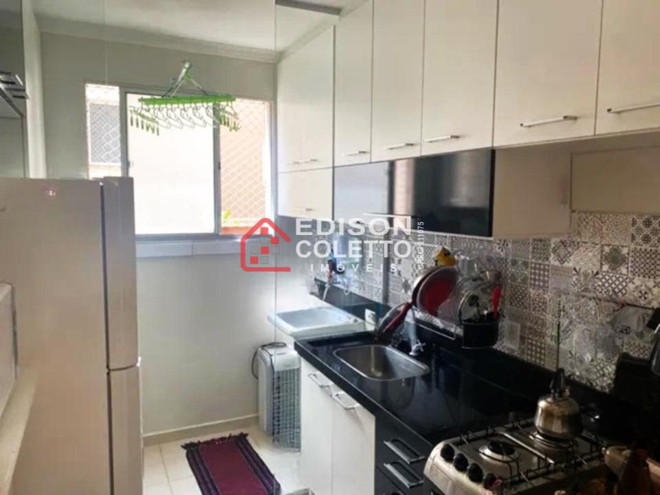 Apartamento à venda com 2 quartos, 45m² - Foto 11