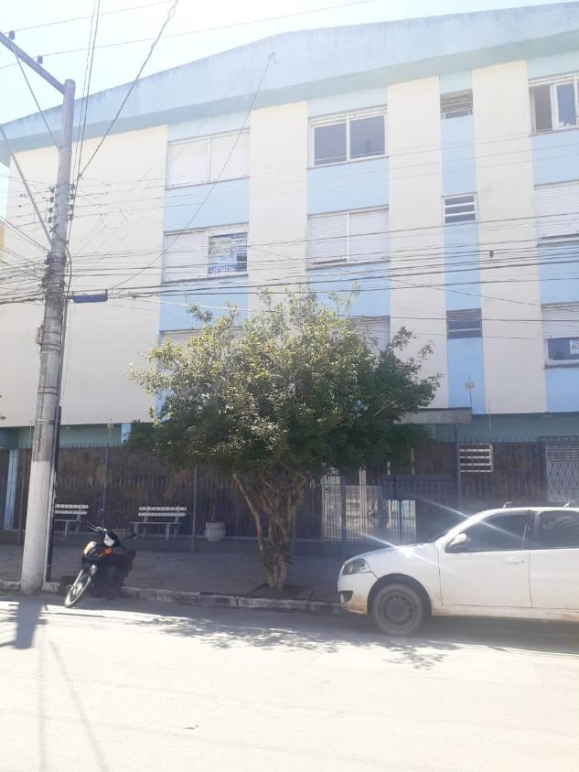 Apartamento à venda com 3 quartos, 139m² - Foto 2