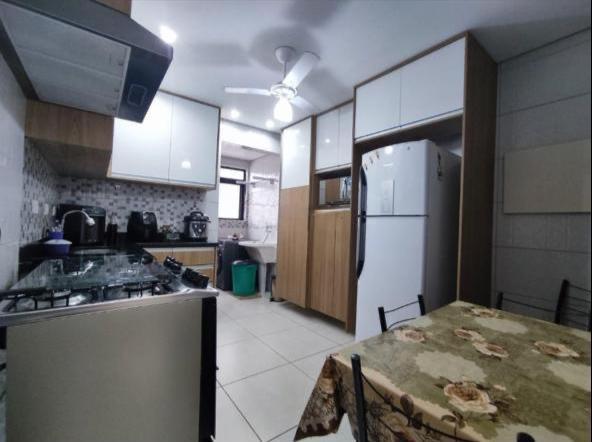 Apartamento à venda com 2 quartos, 74m² - Foto 5