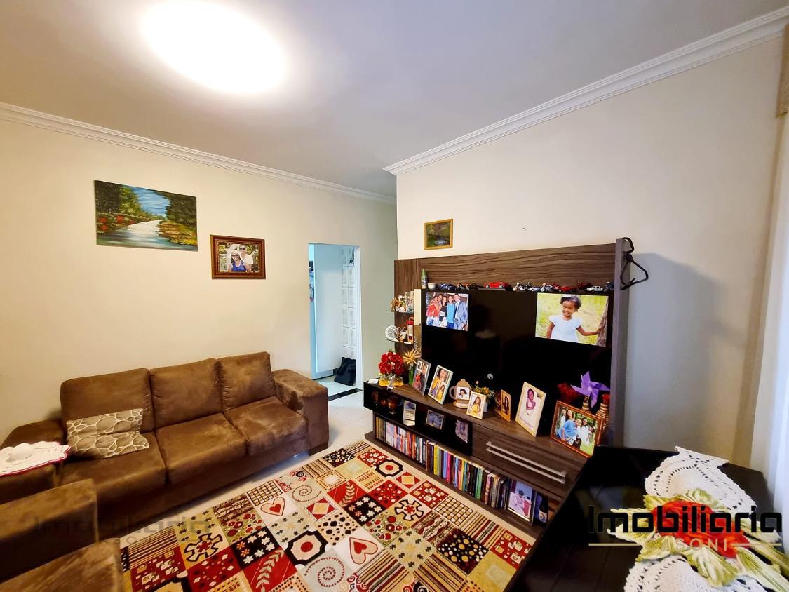 Casa à venda com 3 quartos, 180m² - Foto 3