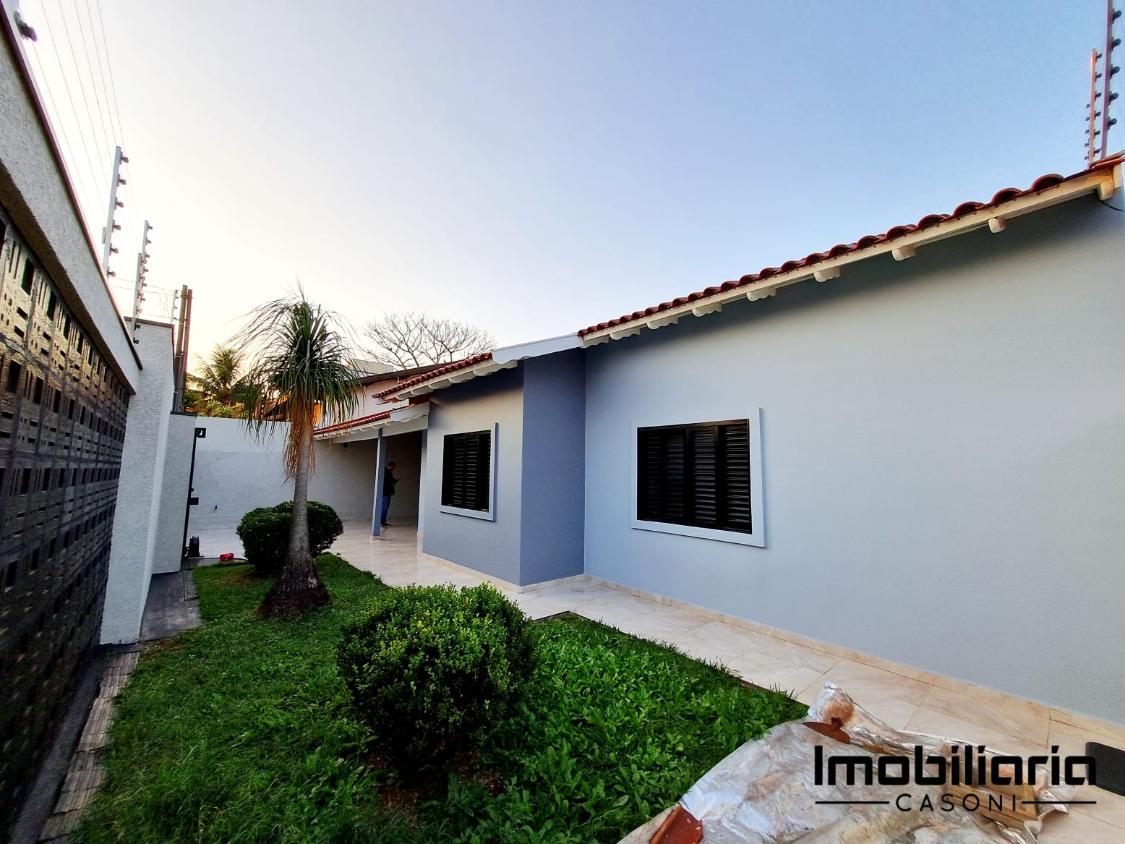 Casa à venda com 3 quartos, 180m² - Foto 2