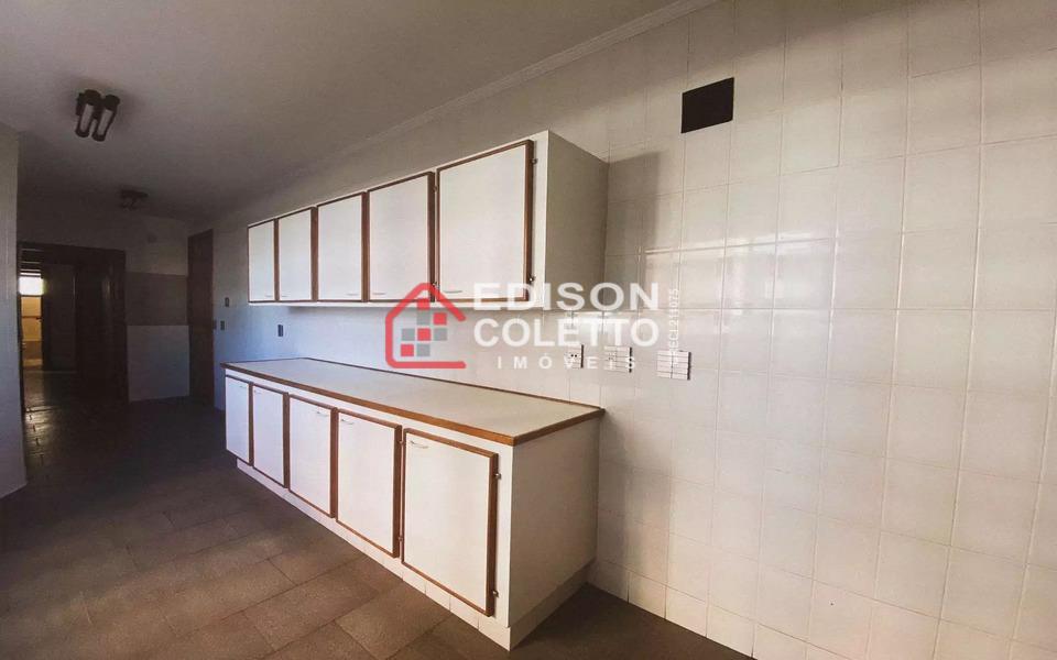 Apartamento à venda com 4 quartos, 282m² - Foto 28