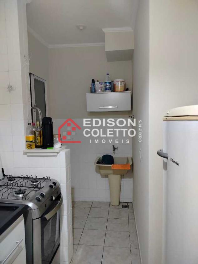 Apartamento à venda com 2 quartos, 47m² - Foto 11