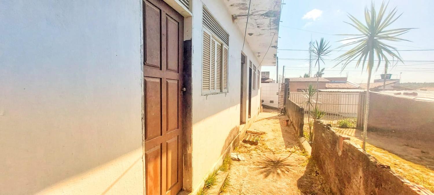 Casa Comercial à venda com 9 quartos, 400m² - Foto 8