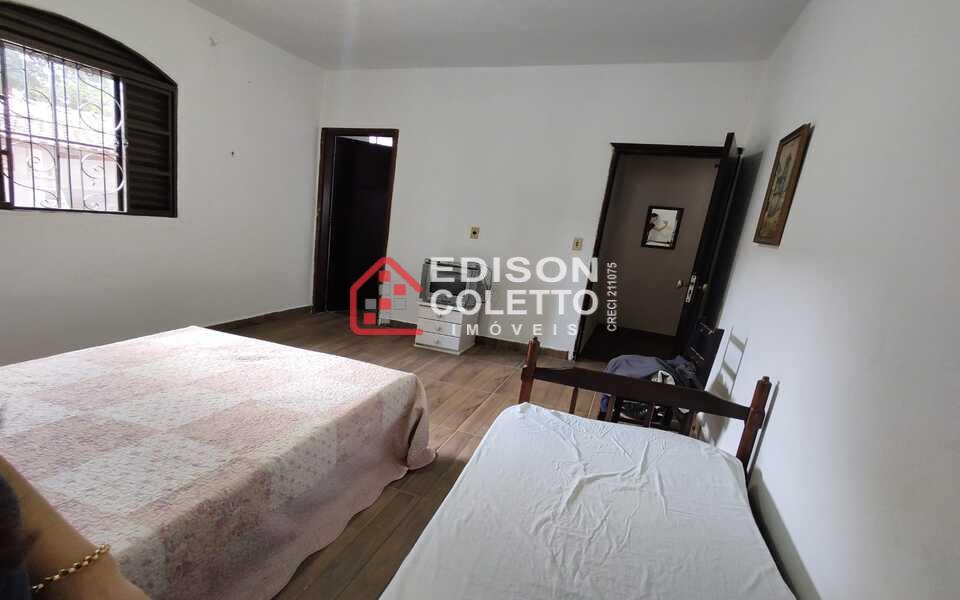 Fazenda à venda com 3 quartos, 3330m² - Foto 11