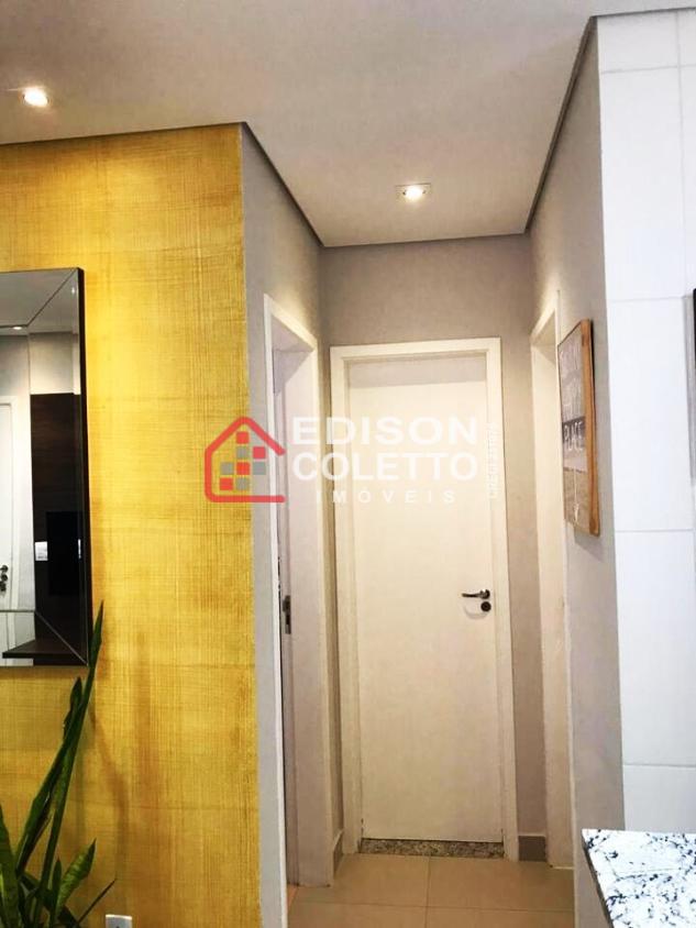 Apartamento à venda com 2 quartos, 45m² - Foto 3