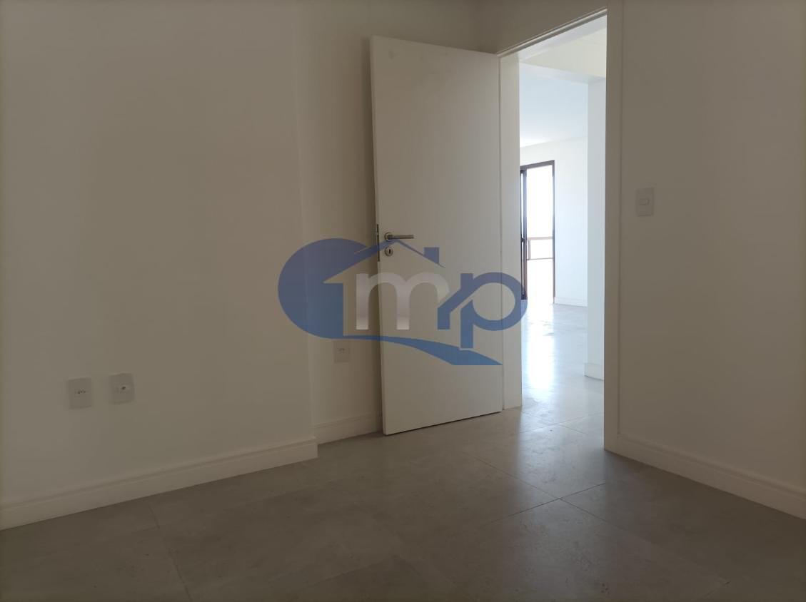 Apartamento à venda com 3 quartos, 123m² - Foto 19