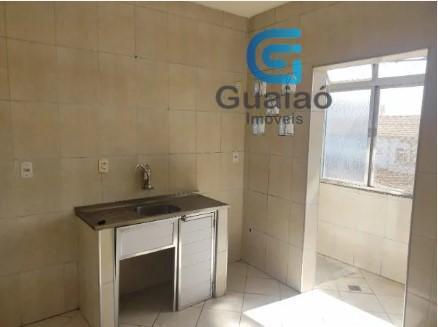 Apartamento à venda com 2 quartos, 77m² - Foto 2