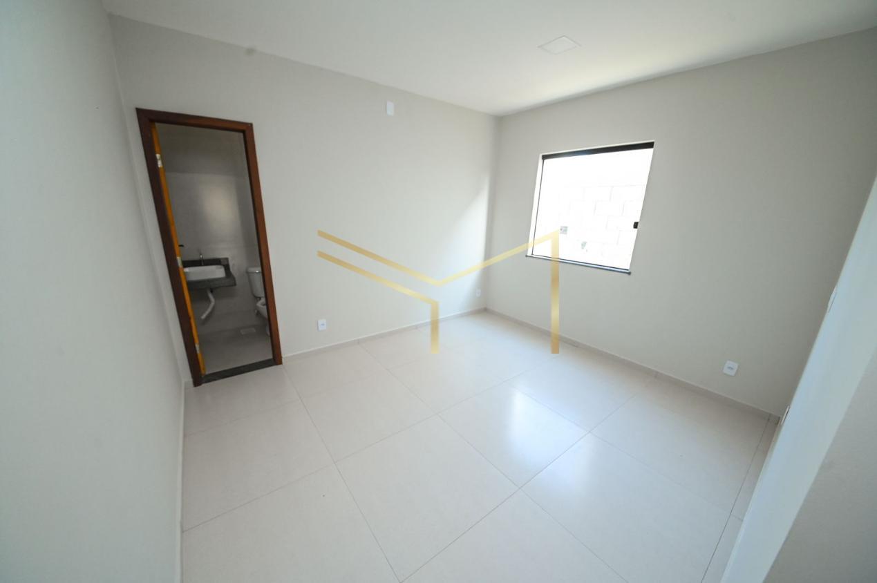 Casa à venda com 3 quartos, 80m² - Foto 4