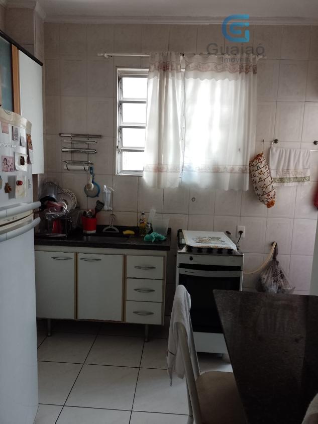 Apartamento à venda com 2 quartos, 60m² - Foto 12