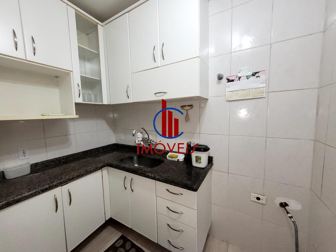 Casa à venda com 3 quartos, 100m² - Foto 8