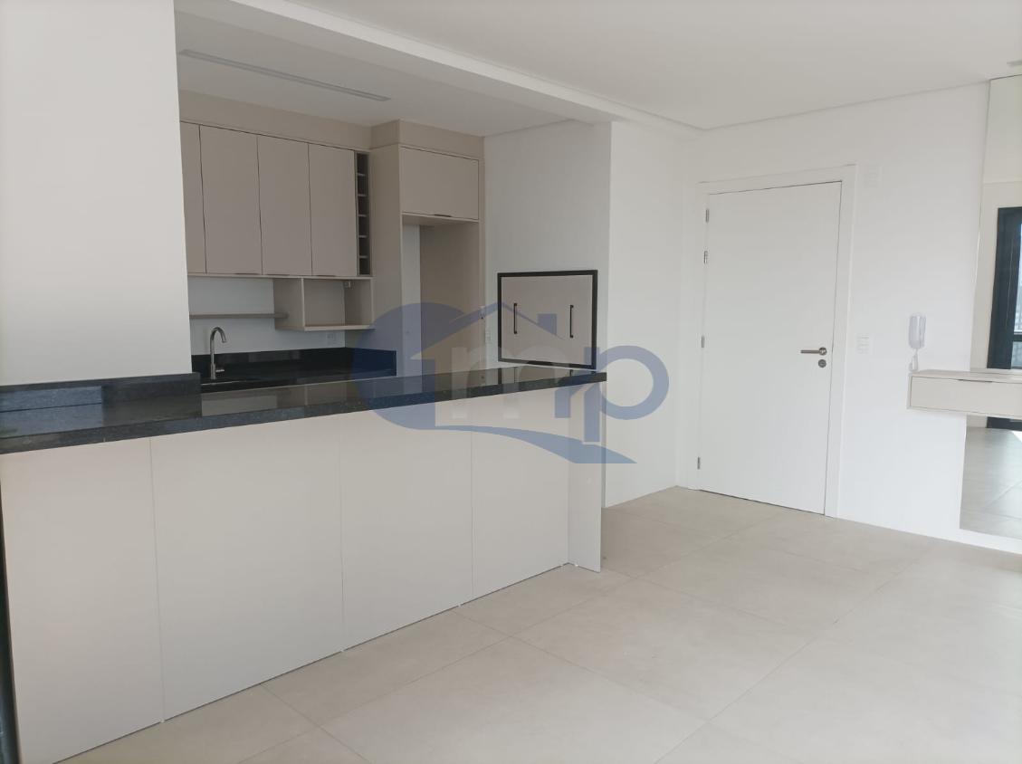 Apartamento à venda com 3 quartos, 106m² - Foto 17