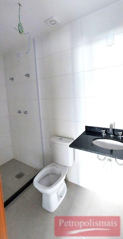 Apartamento à venda com 2 quartos, 62m² - Foto 6