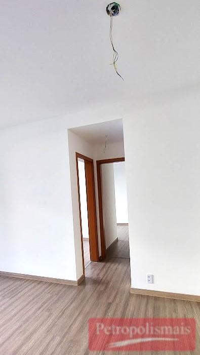 Apartamento à venda com 2 quartos, 62m² - Foto 7