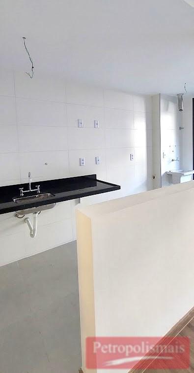 Apartamento à venda com 2 quartos, 62m² - Foto 8