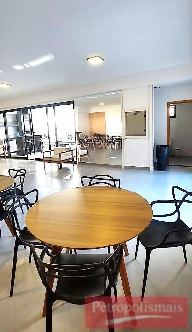 Apartamento à venda com 2 quartos, 62m² - Foto 13