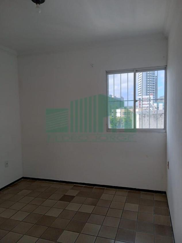 Apartamento à venda com 3 quartos, 80m² - Foto 4