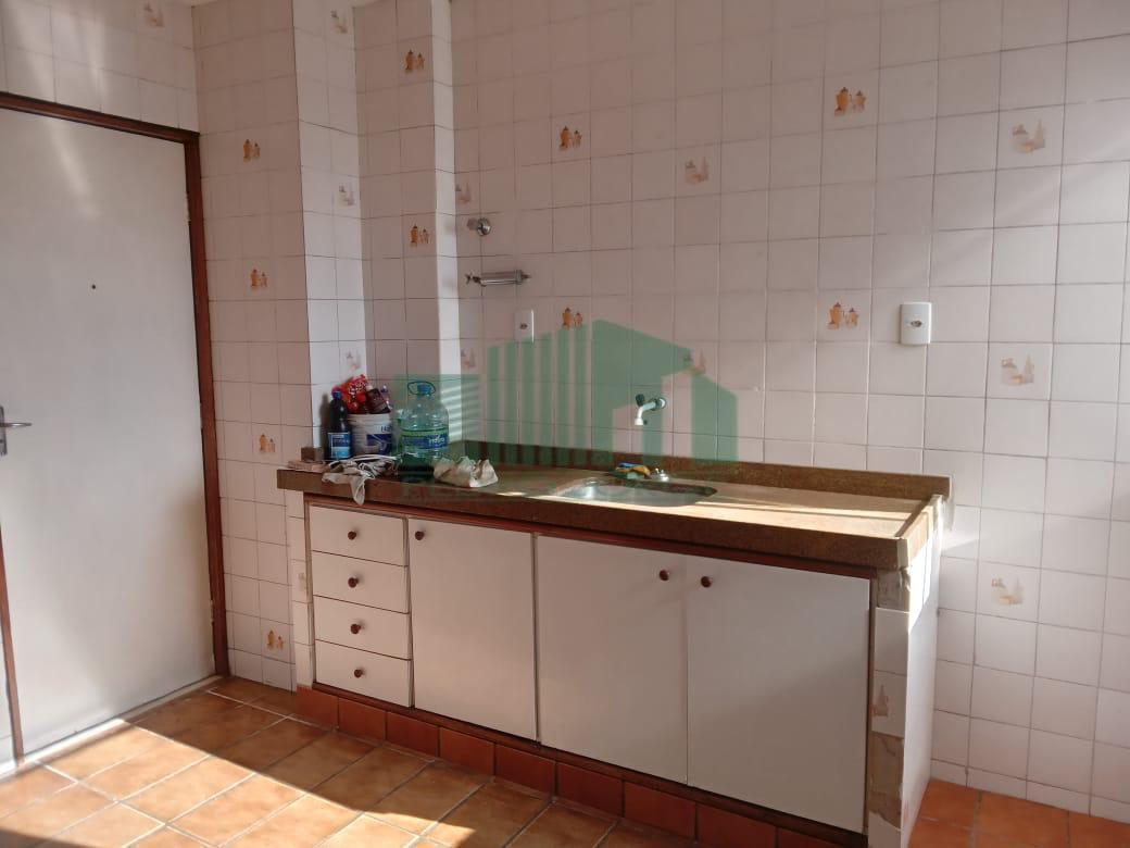 Apartamento à venda com 3 quartos, 80m² - Foto 9