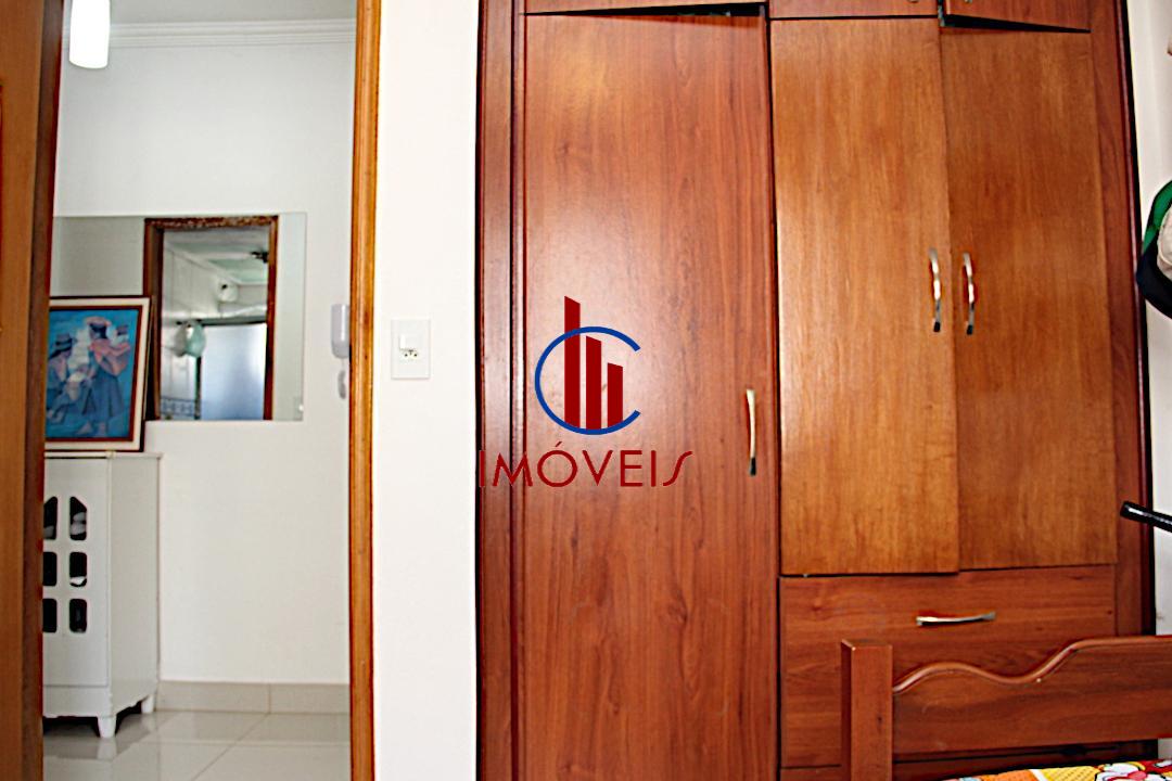 Apartamento à venda com 2 quartos, 68m² - Foto 9