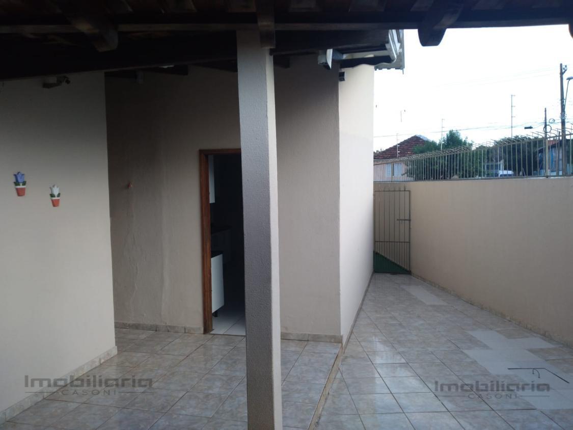 Casa à venda com 4 quartos, 128m² - Foto 4