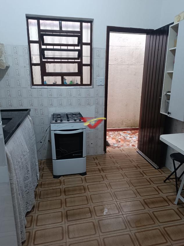 Casa à venda com 3 quartos, 127m² - Foto 11