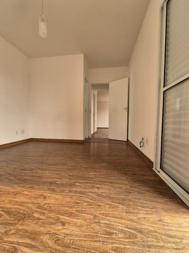 Apartamento à venda com 3 quartos, 83m² - Foto 4