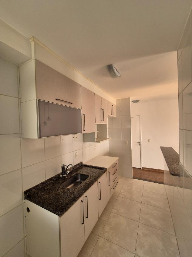 Apartamento à venda com 3 quartos, 83m² - Foto 11