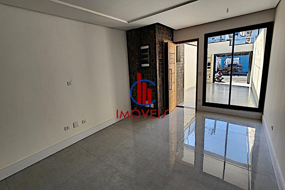 Casa à venda com 3 quartos, 149m² - Foto 1