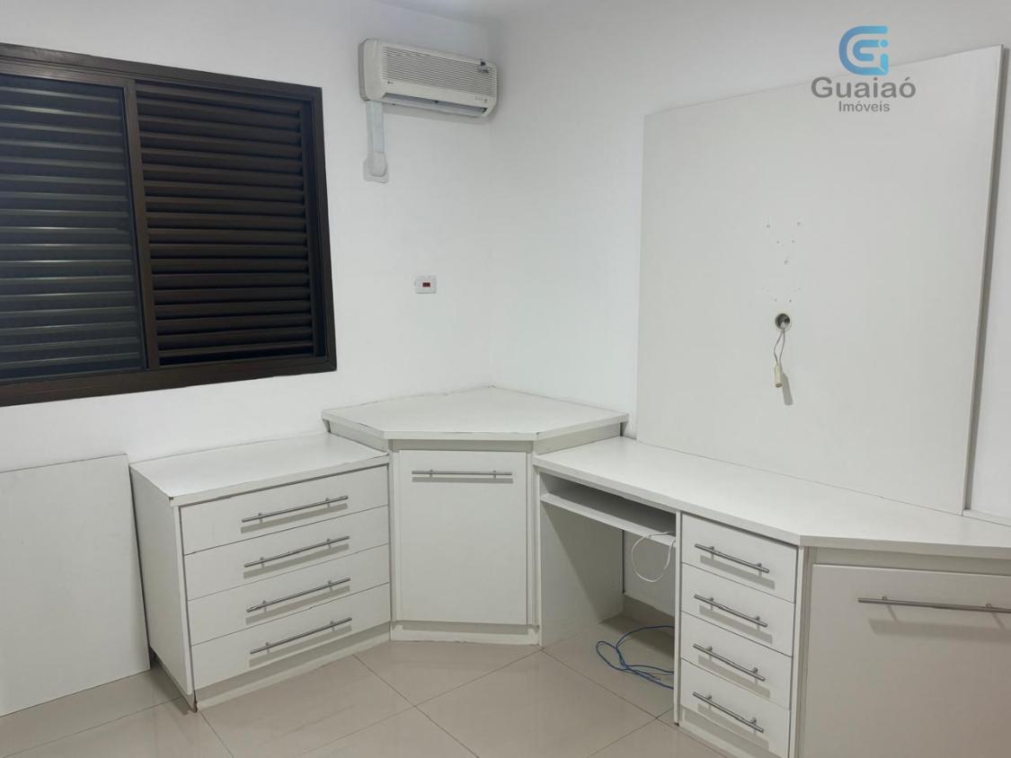 Apartamento para alugar com 3 quartos, 113m² - Foto 14