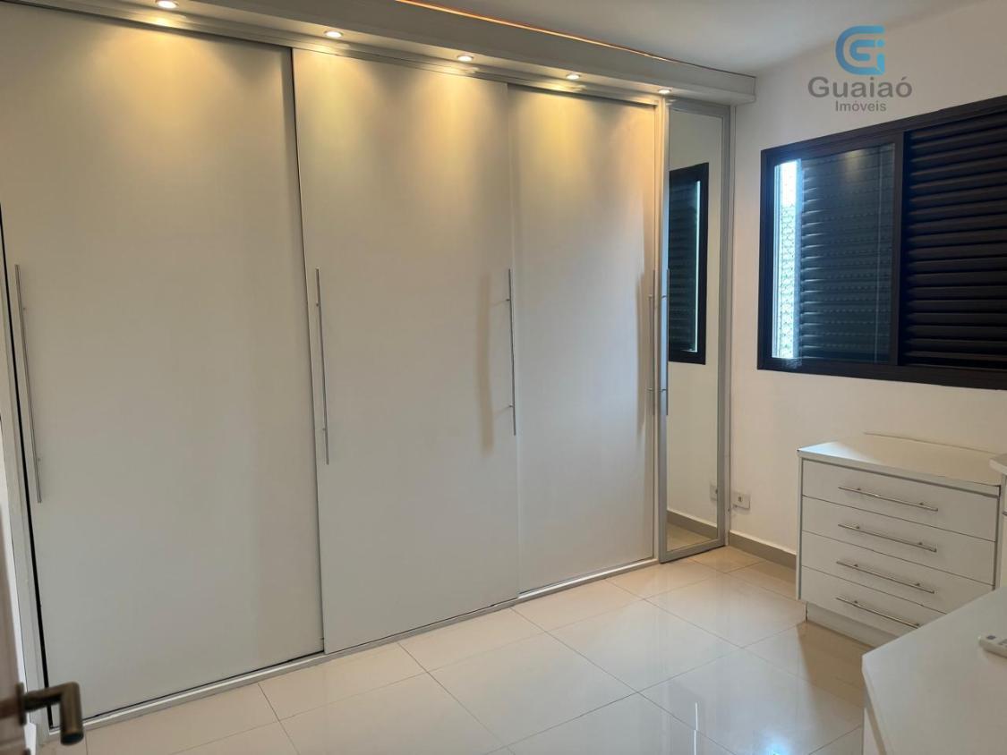 Apartamento para alugar com 3 quartos, 113m² - Foto 12