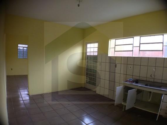 Casa à venda com 2 quartos, 107m² - Foto 8