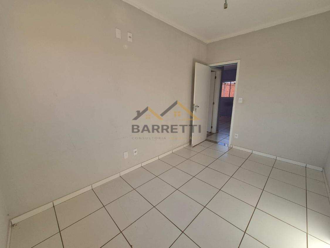 Casa à venda com 2 quartos, 52m² - Foto 8