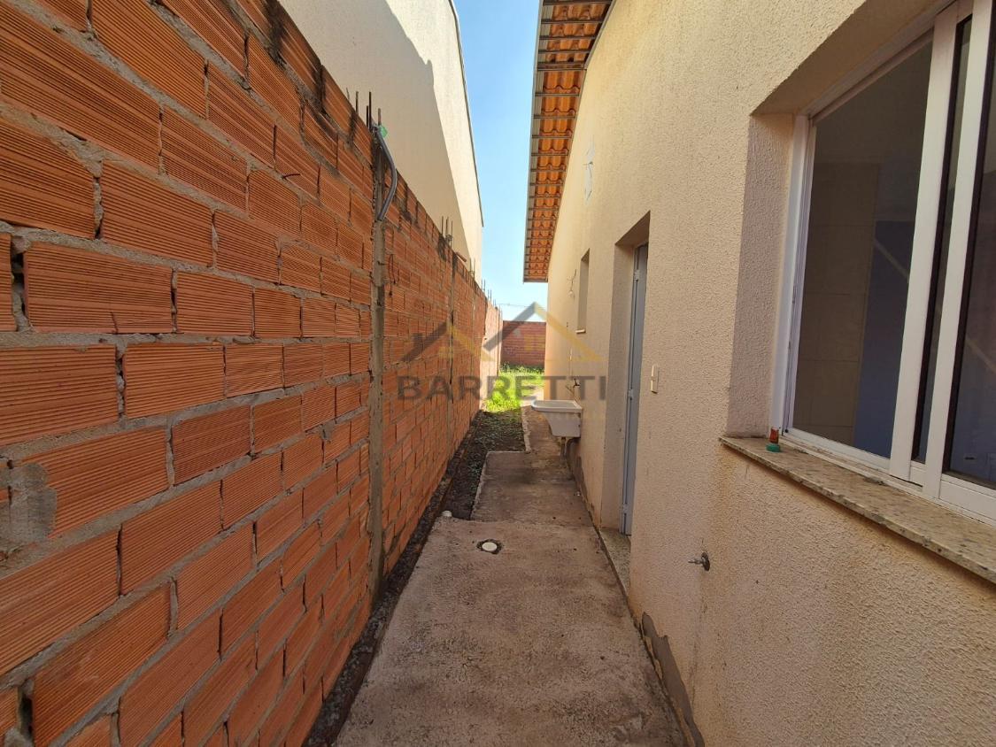 Casa à venda com 2 quartos, 52m² - Foto 15