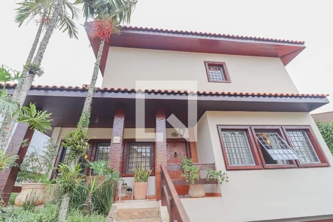 Casa de Condomínio à venda com 5 quartos, 450m² - Foto 1