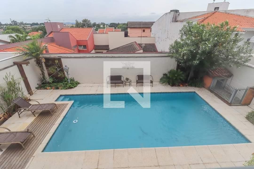 Casa de Condomínio à venda com 5 quartos, 450m² - Foto 2