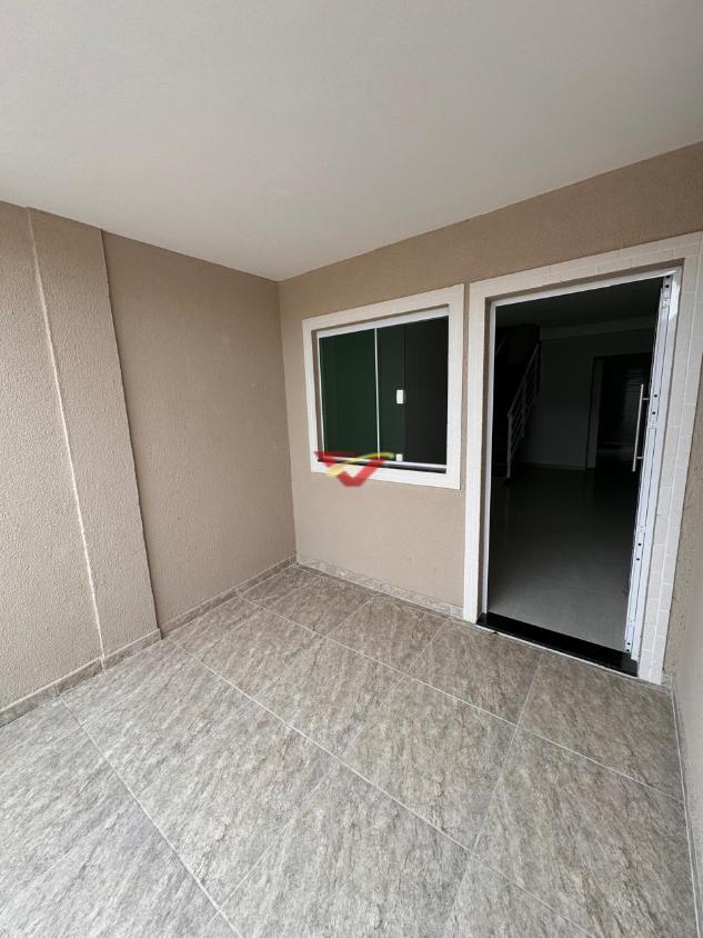 Sobrado à venda com 2 quartos, 83m² - Foto 1