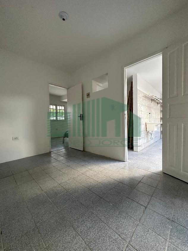 Casa à venda e aluguel com 5 quartos, 181m² - Foto 13