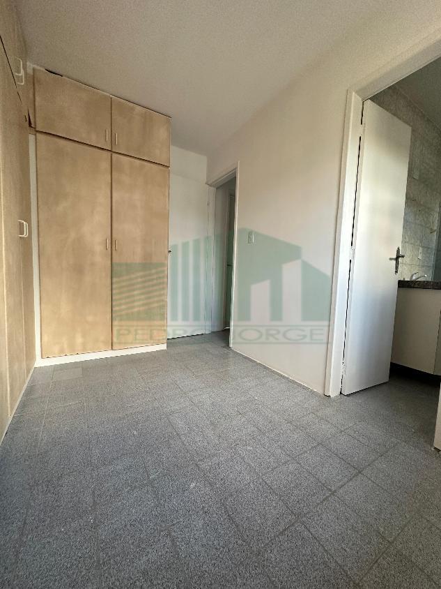 Casa à venda e aluguel com 5 quartos, 181m² - Foto 25