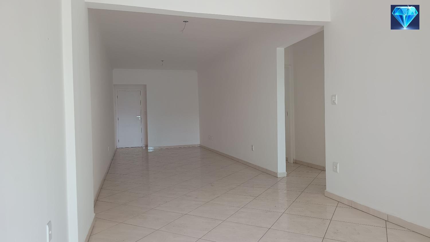 Apartamento à venda com 3 quartos, 125m² - Foto 4