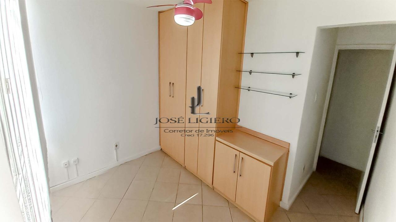 Apartamento à venda com 2 quartos, 65m² - Foto 10