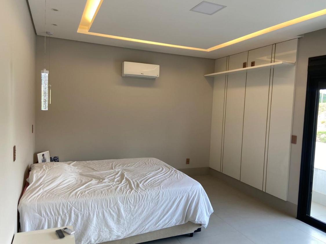 Casa de Condomínio à venda com 4 quartos, 414m² - Foto 9