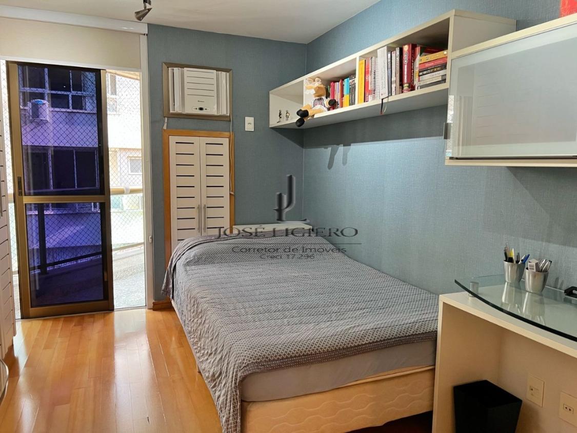 Apartamento à venda com 4 quartos, 192m² - Foto 14