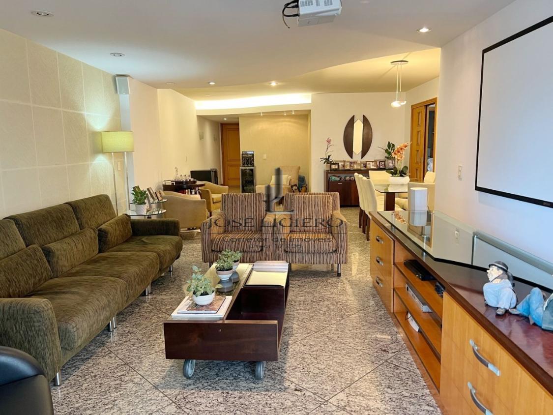 Apartamento à venda com 4 quartos, 192m² - Foto 10