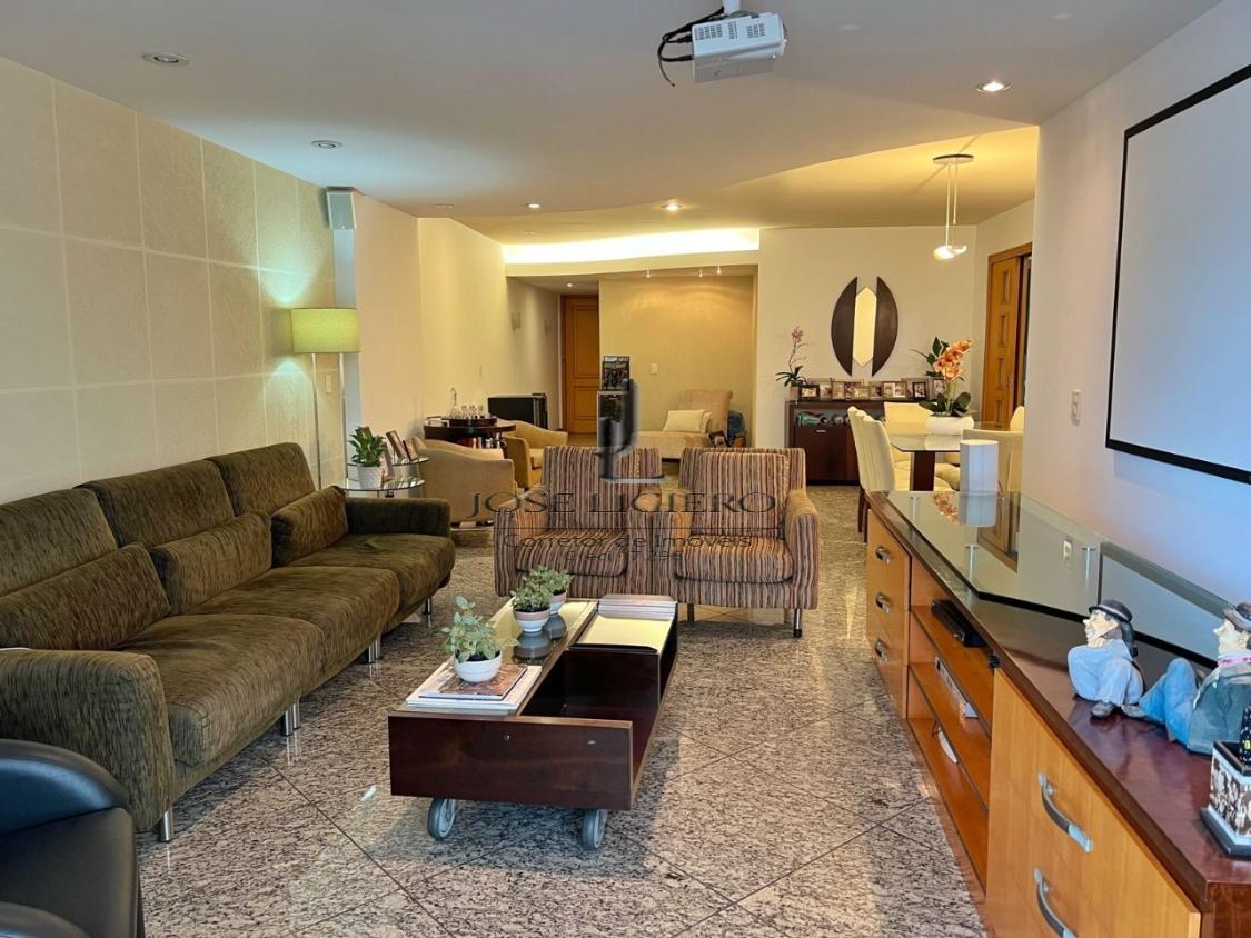 Apartamento à venda com 4 quartos, 192m² - Foto 8