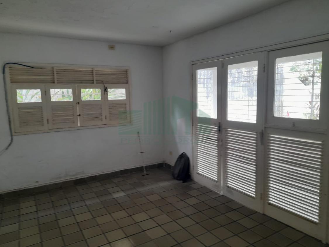 Casa à venda com 3 quartos, 180m² - Foto 18