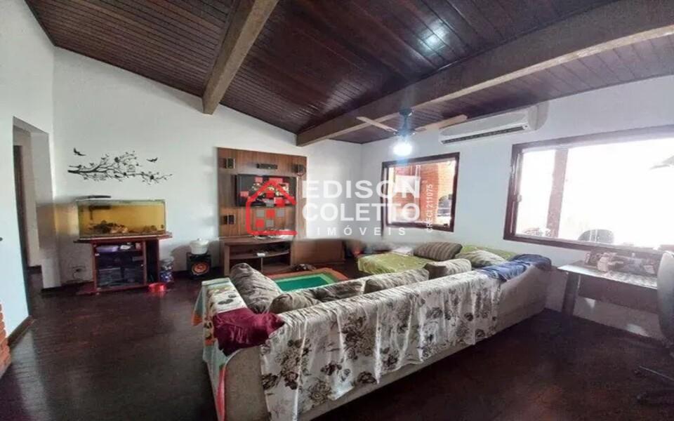 Casa à venda com 3 quartos, 143m² - Foto 11