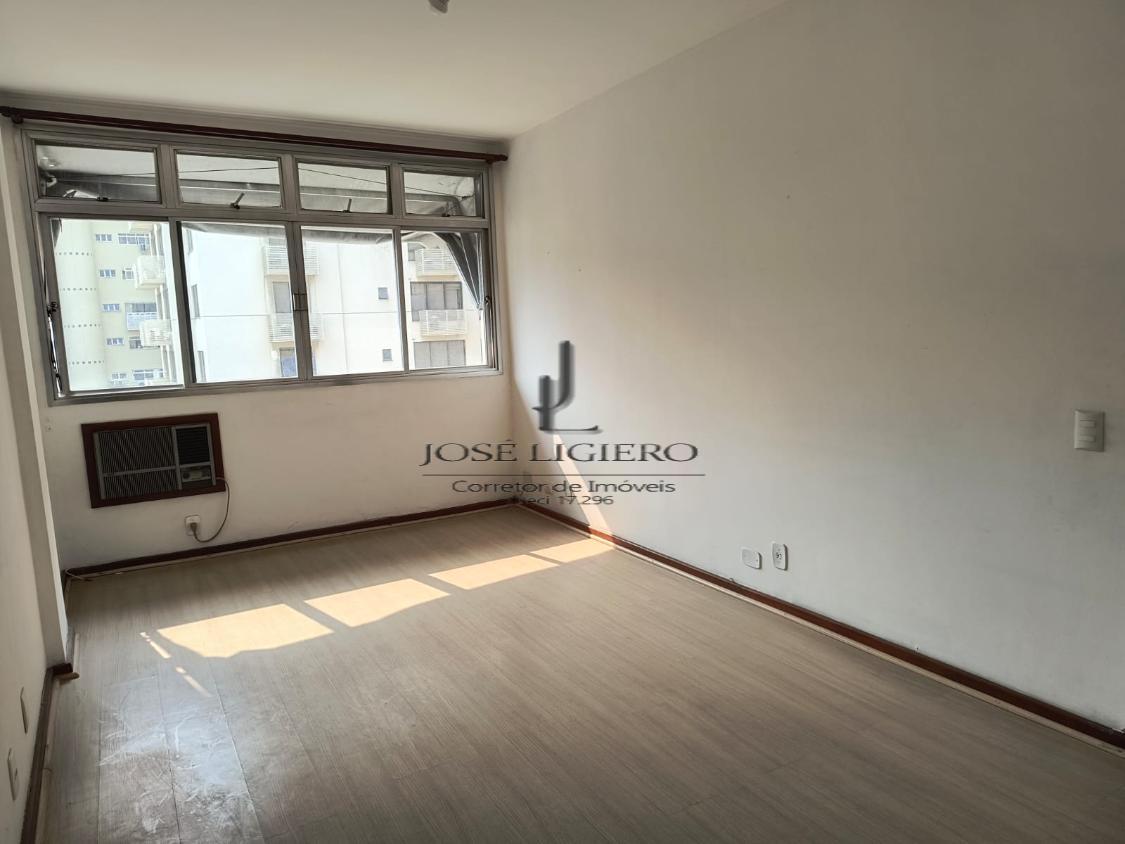 Apartamento à venda com 2 quartos, 93m² - Foto 1