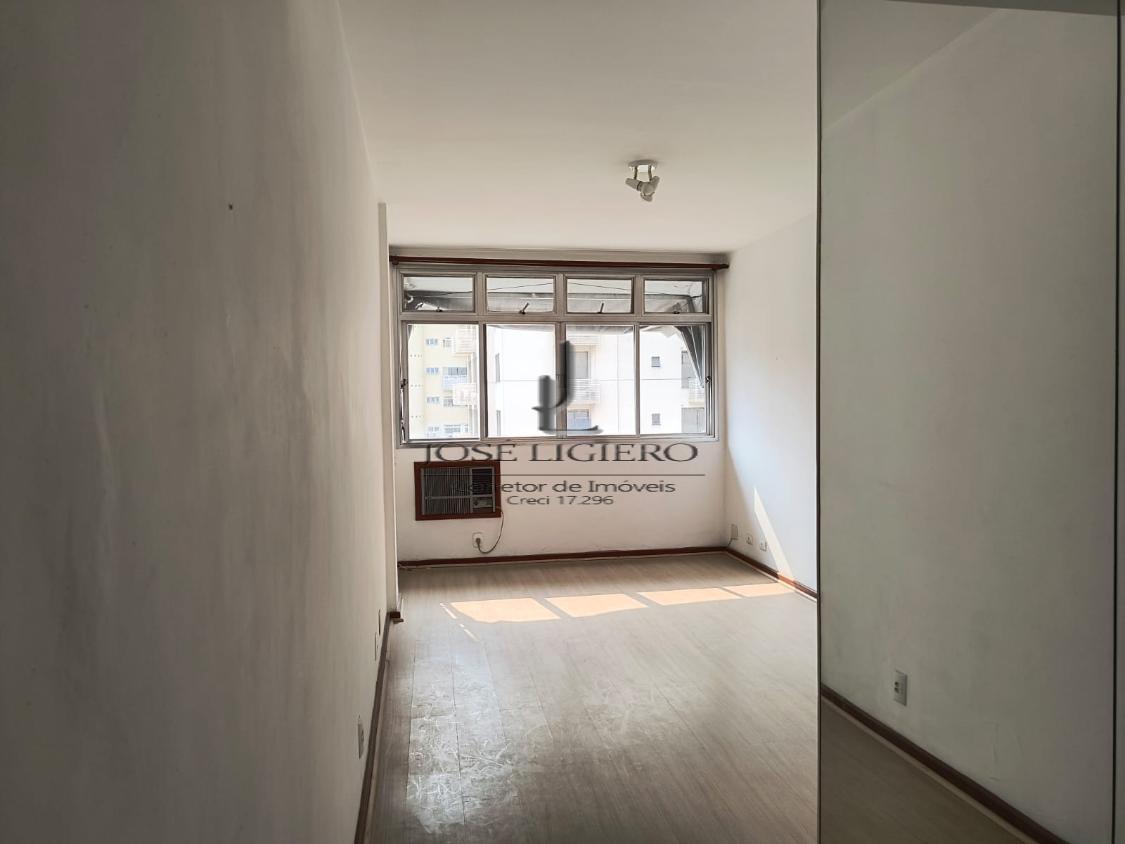 Apartamento à venda com 2 quartos, 93m² - Foto 5