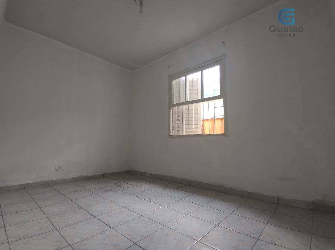 Casa à venda com 2 quartos, 80m² - Foto 15