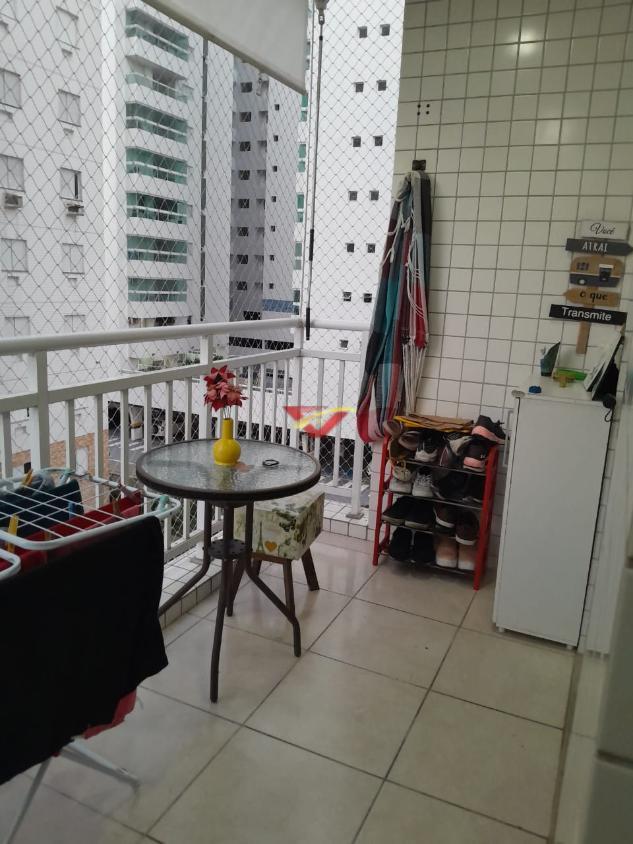 Apartamento à venda com 3 quartos, 74m² - Foto 1